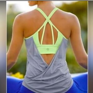 Athleta full force tank medium M grey green strapy back open